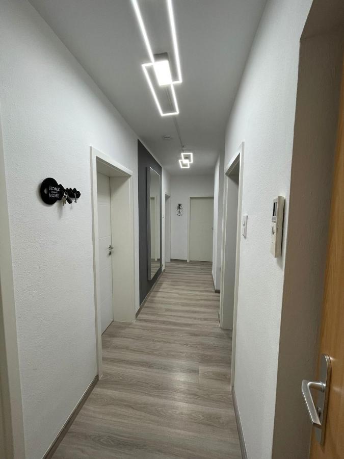 - Ausstattung - Kostenlos Netflix/wifi/parken